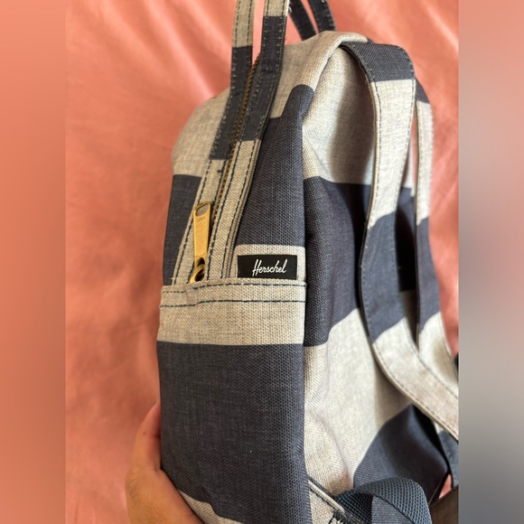 Herschel Mini backpack - Picture 8 of 10